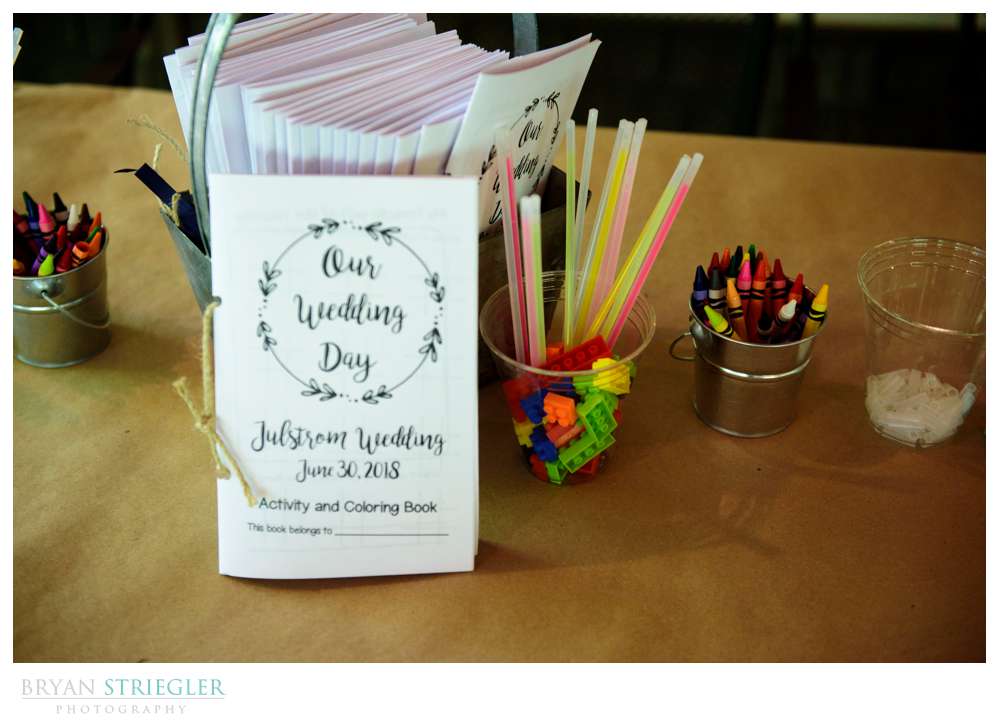 kids table at wedding reception